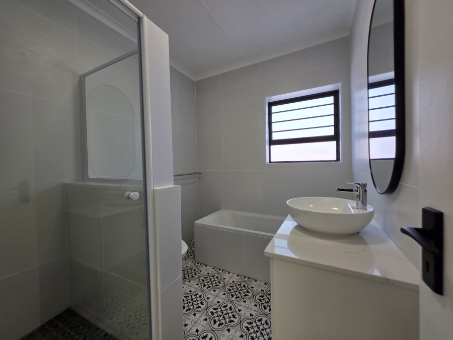 2 Bedroom Property for Sale in Jeffreys Bay Central Eastern Cape